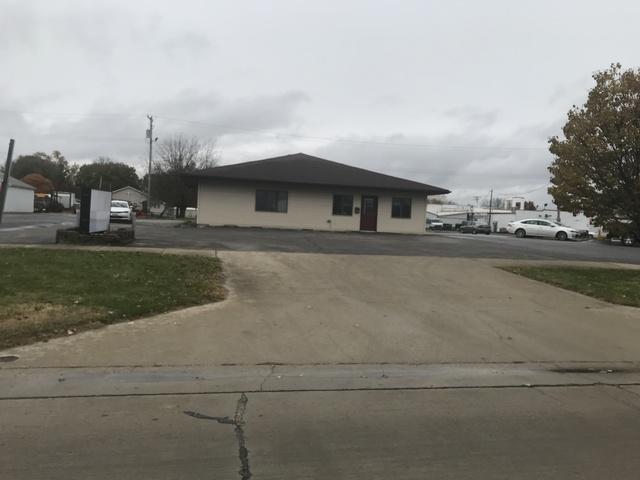 704 Sangamon Avenue - Photo 1