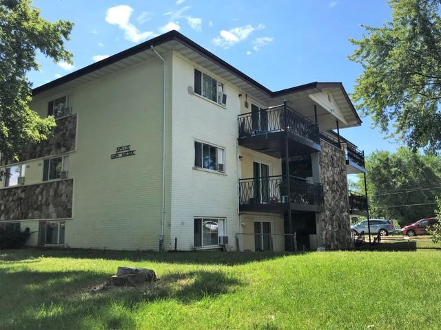 521 Green Oaks Court - Photo 1