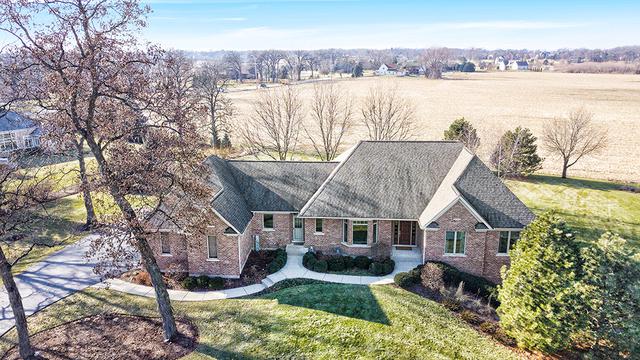 11N190 Russinwood Court - Photo 1