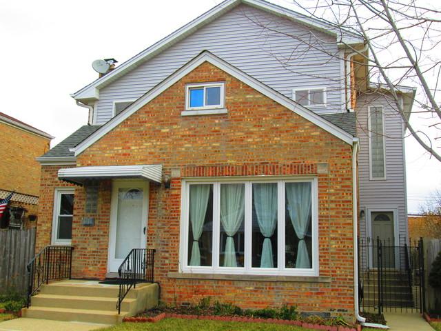 5111 Nagle Avenue - Photo 1
