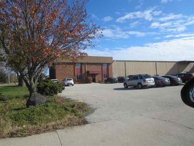 1833 Hovey - Photo 1