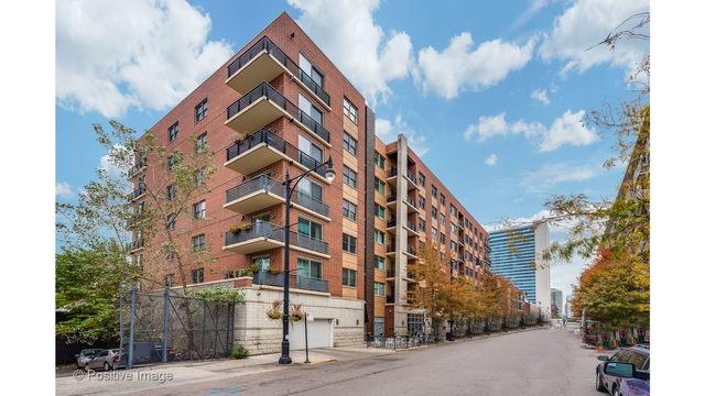 873 Larrabee Street - Photo 1