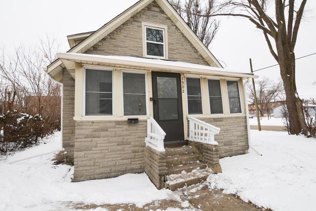1502 Grove Avenue - Photo 1