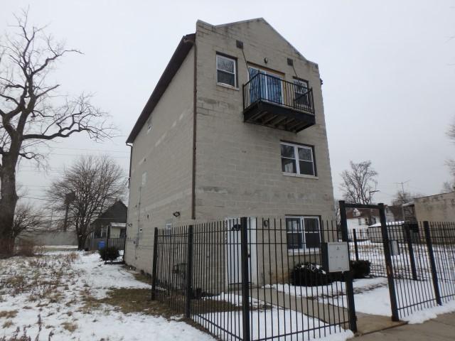5652 Lafayette Avenue - Photo 1