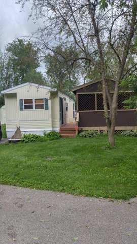 1009 Bay Road - Photo 1