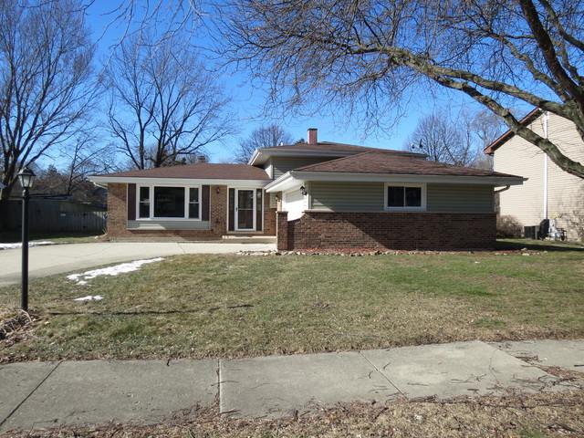6S176 Country Drive - Photo 1