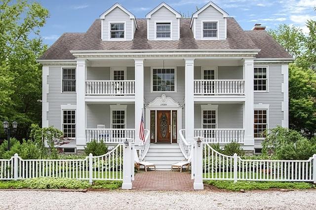 19089 Lake View Avenue - Photo 1