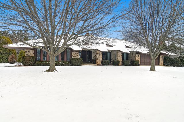 664 Camelot Drive - Photo 1