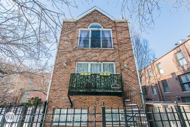 1618 Burling Street - Photo 1