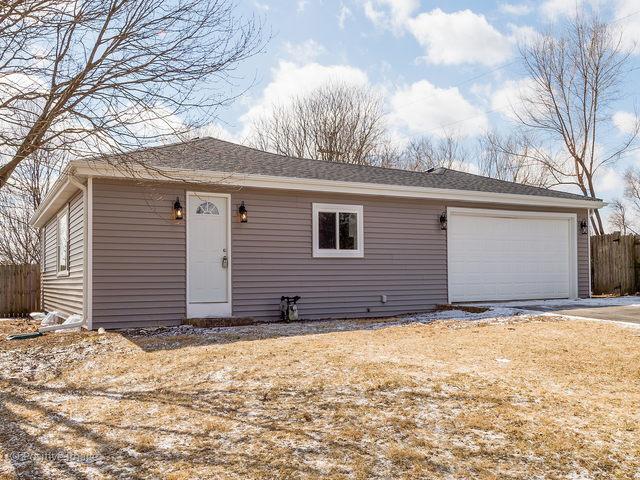 30W075 Joy Road - Photo 1