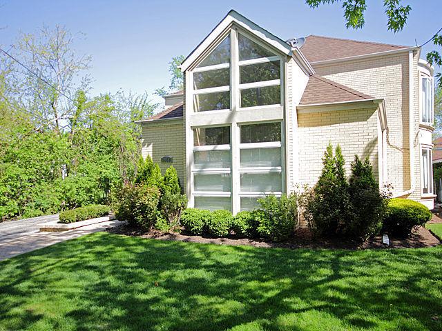 2958 Catalpa Avenue - Photo 1