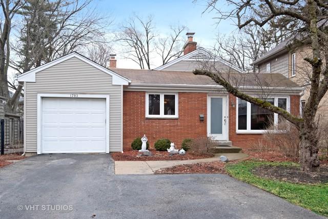 1703 Beverly Place - Photo 1