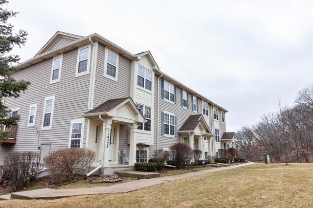 11S520 Rachael Court - Photo 1