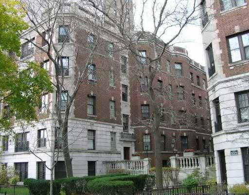 2324 Lincoln Park West Avenue - Photo 1