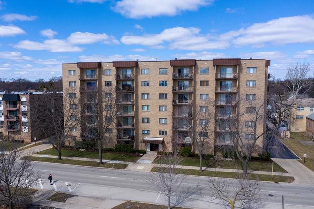 700 Graceland Avenue - Photo 1