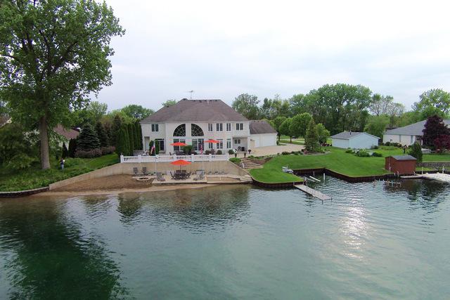 5570 Bay View Drive - Photo 1