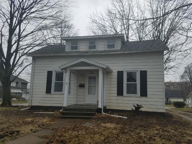 2104 5th Street - Photo 1