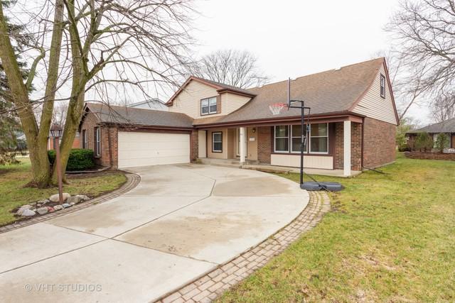 912 Fairway Drive - Photo 1