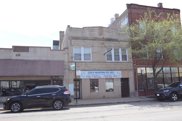 3055 Lawrence Avenue - Photo 1