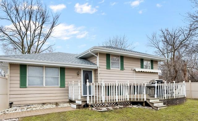 6N526 Wyoming Avenue - Photo 1