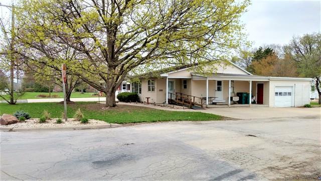 1002 Oakley Avenue - Photo 1