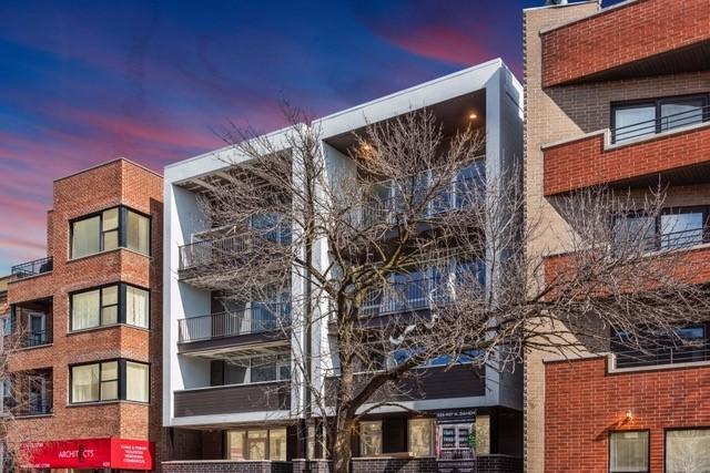 925 Damen Avenue - Photo 1
