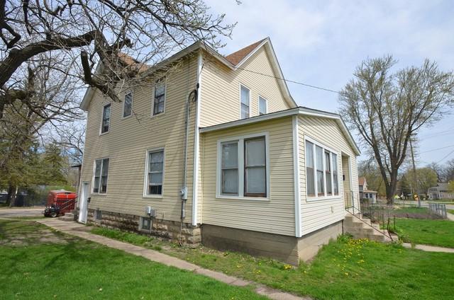 1112 Blackhawk Boulevard - Photo 1