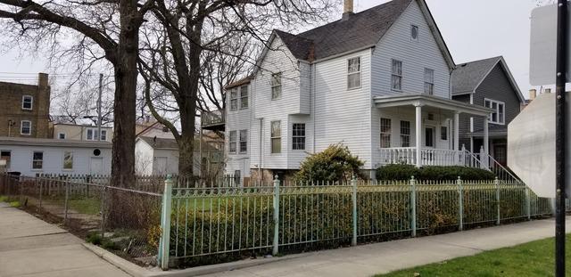 2700 Hamlin Avenue - Photo 1