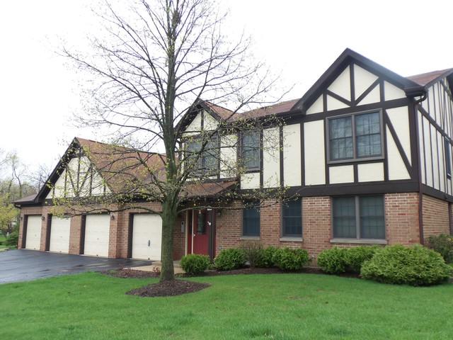 316 Carriage Way - Photo 1