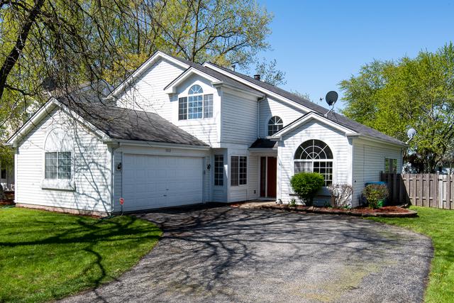 1512 Burr Oak Circle - Photo 1
