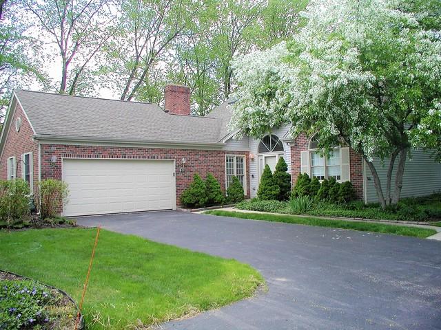 248 Devonshire Court - Photo 1
