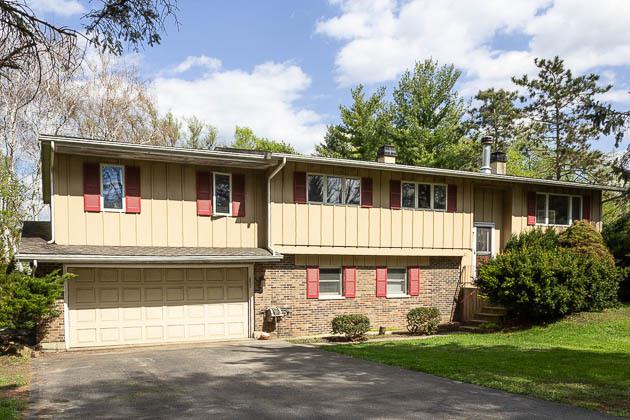 5916 Sloane Lane - Photo 1