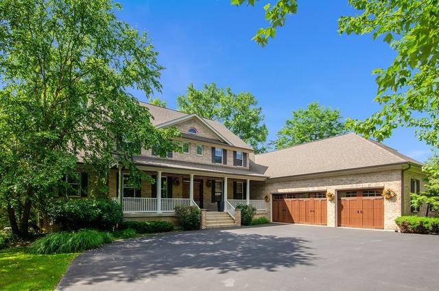 462 Oakwood Drive - Photo 1