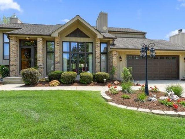 1225 Golf View Drive - Photo 1