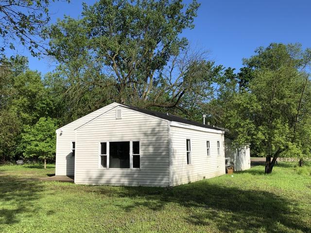 215 Eastwood Court - Photo 1
