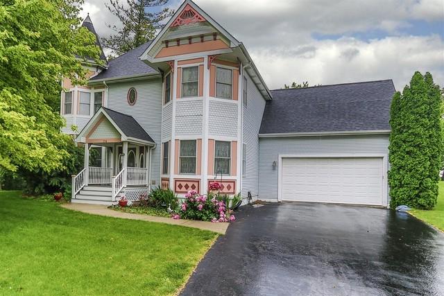 714 Burr Oak Lane - Photo 1
