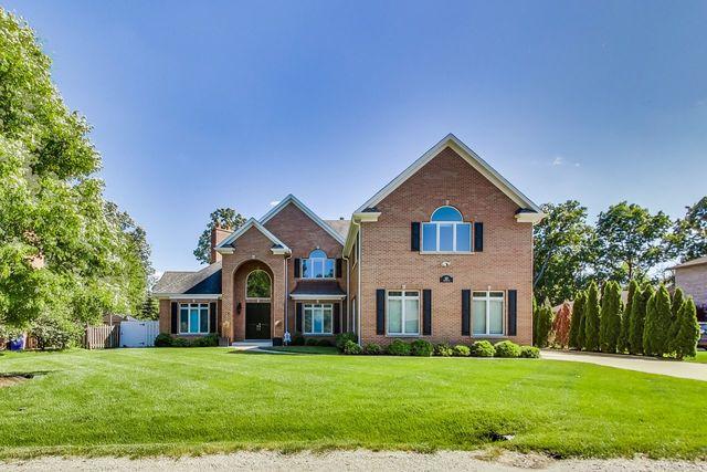 681 Hickory Avenue - Photo 1