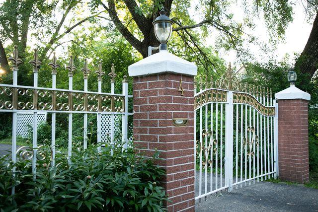 4 Lincoln Avenue - Photo 1