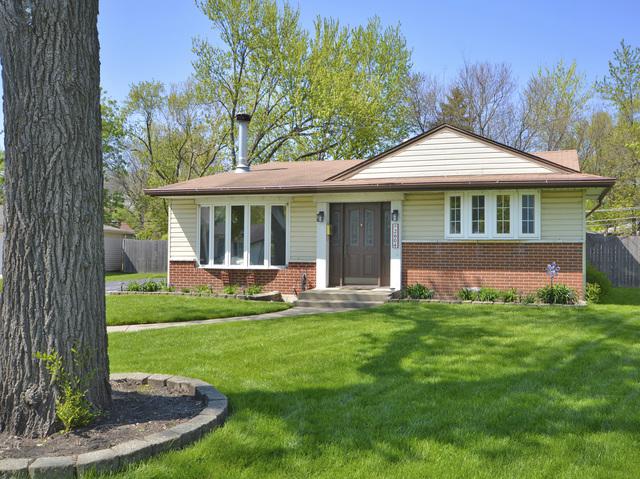 2604 Spruce Court - Photo 1