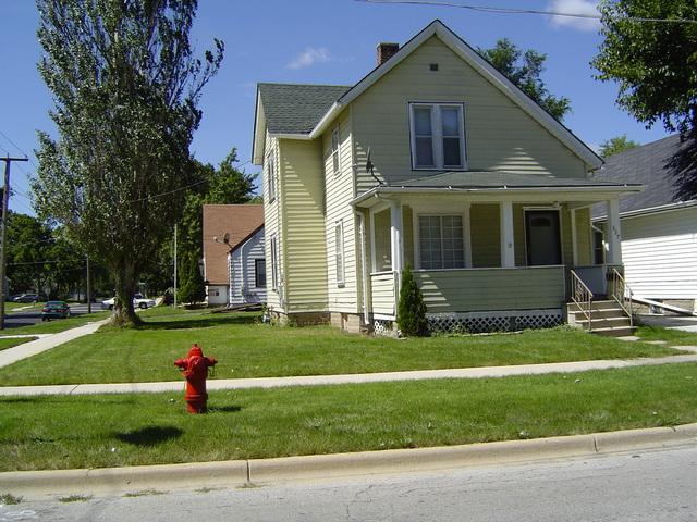 837 Watson Street - Photo 1