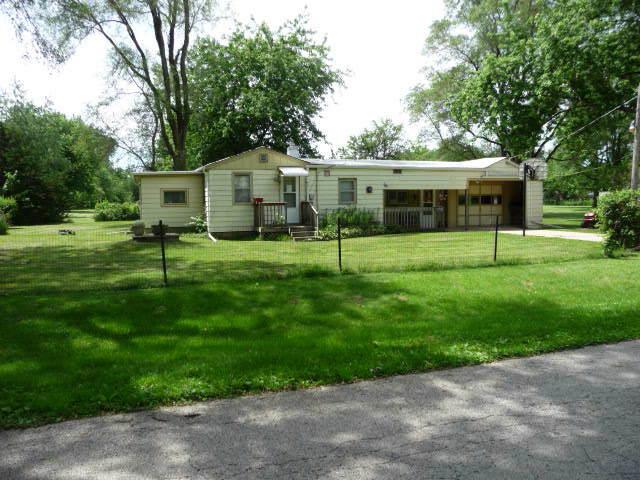 800 Lavern Avenue - Photo 1