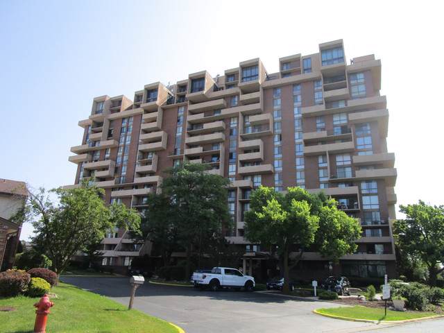 465 Dominion Drive - Photo 1