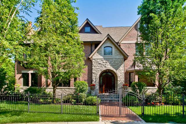 547 Hawthorn Lane - Photo 1