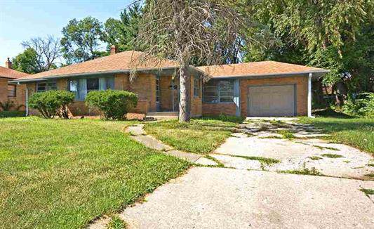 2511 Ashland Avenue - Photo 1