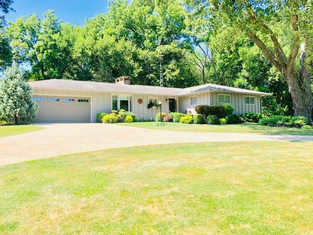 476 Timberland Drive - Photo 1