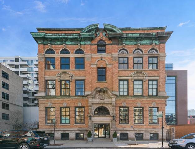 319 Erie Street - Photo 1