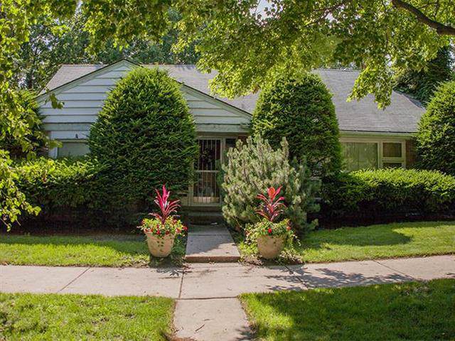 5350 Hoyne Avenue - Photo 1