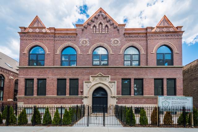 915 Hoyne Avenue - Photo 1