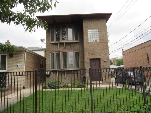 818 37 Street - Photo 1