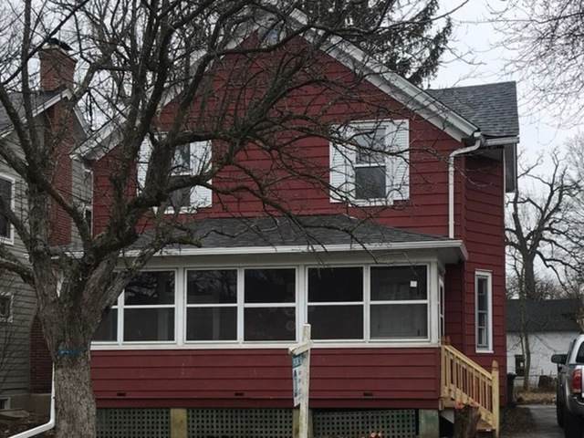 693 Woodlawn Avenue - Photo 1